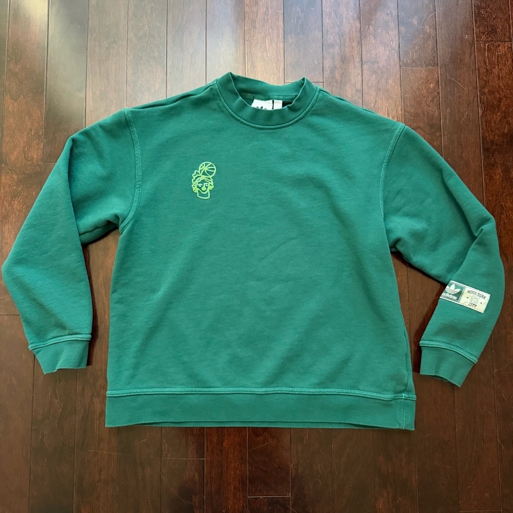 Adidas Men’s Hoop York City Crewneck Sweatshirt Size Small in Collegiate Green